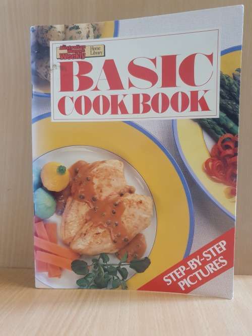 Women`s Weekly - Basic Cookbook (Paperback)