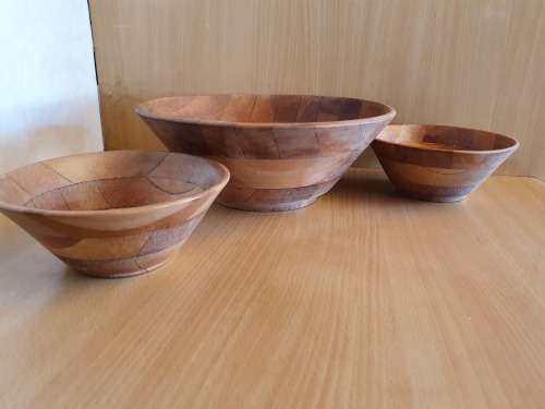 Set of 3 Round Wooden Salad Bowls