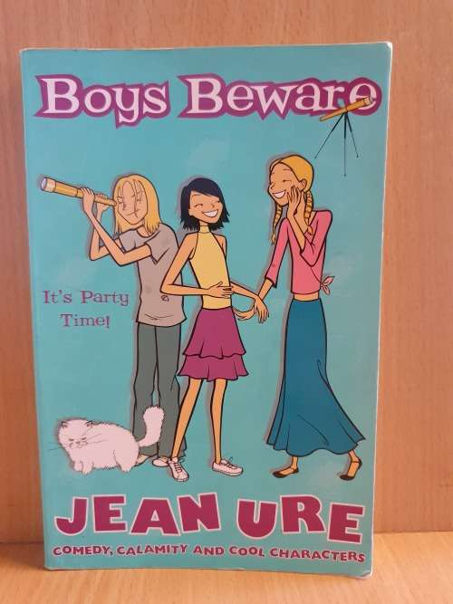 Boys Beware: Jean Ure (Paperback)
