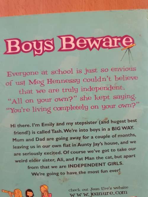 Boys Beware: Jean Ure (Paperback)