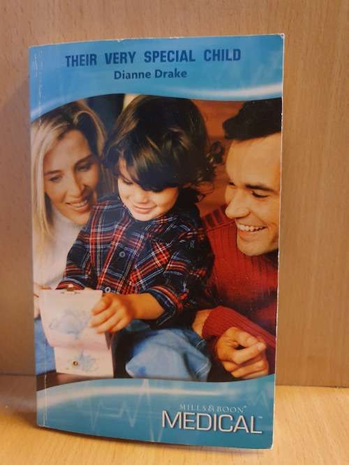 Mills & Boon - Their Very Special Child: Dianne Drake
