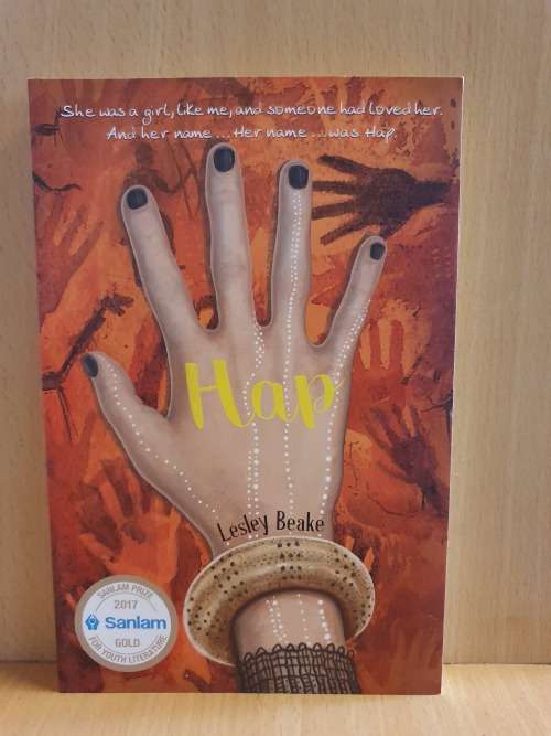 Hap : Lesley Beake (Paperback)