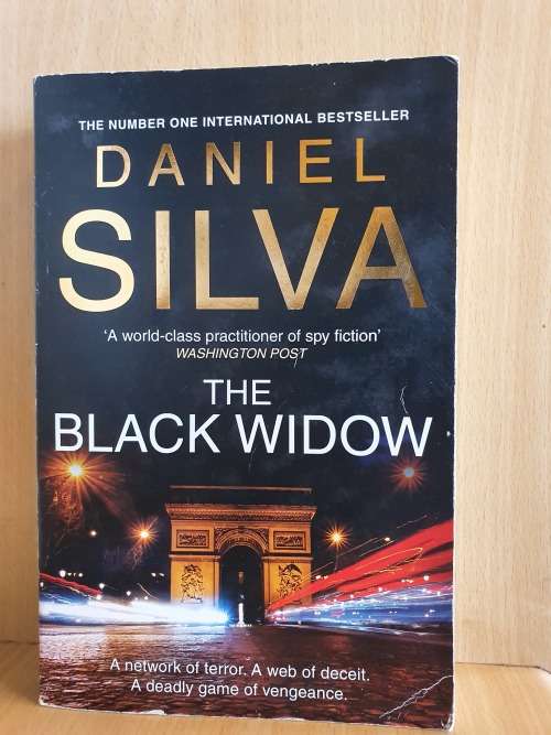 The Black Widow: Daniel Silva (Paperback)