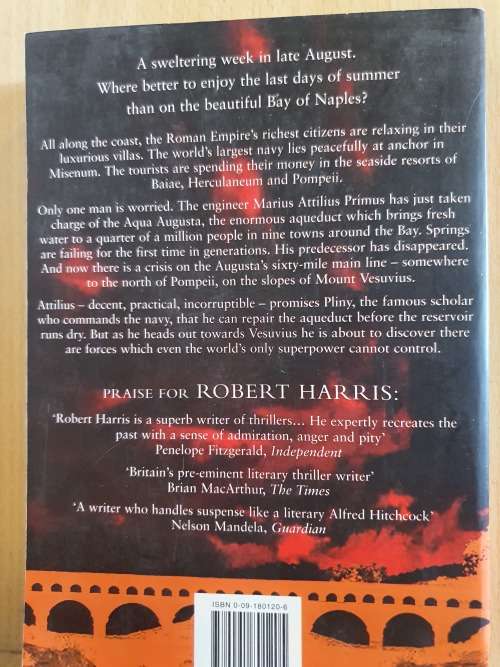 Pompeii : Robert Harris (Paperback)