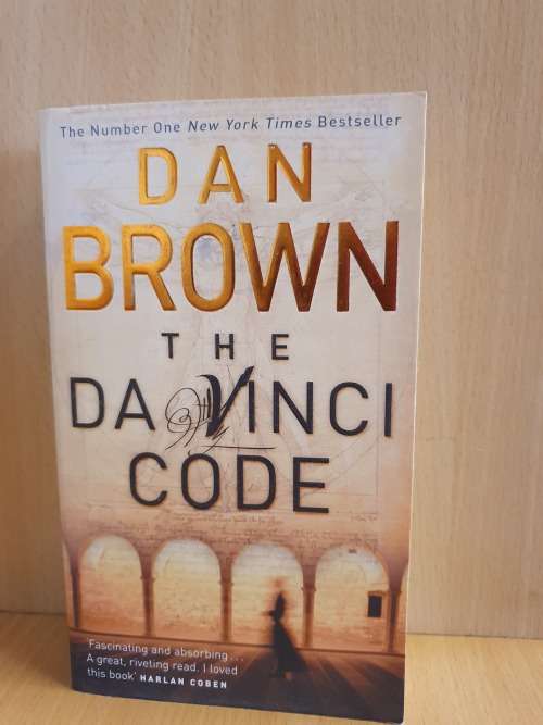 The Da Vinci Code: Dan Brown (Paperback)