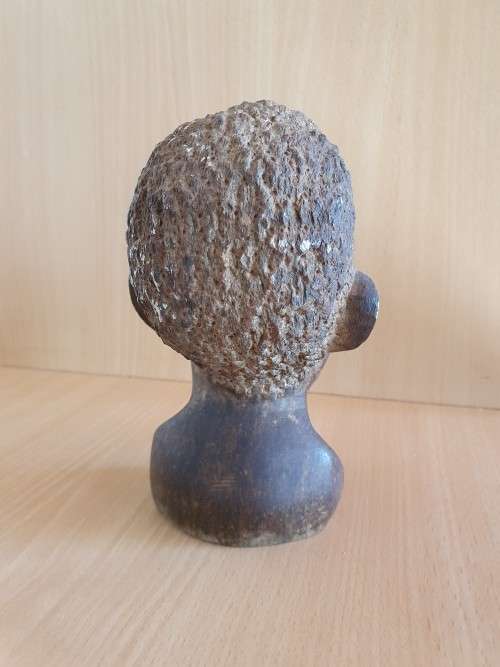 Set of 2 Stoneware Figurine Bookends