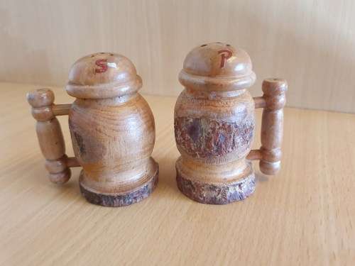 Set of 2 - Wooden Tankard/Beer Mug Salt & Pepper Shakers