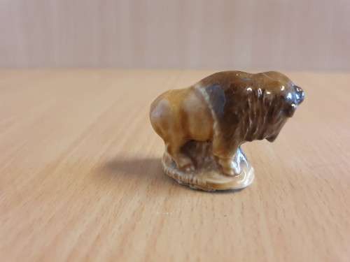 Wade Figurine