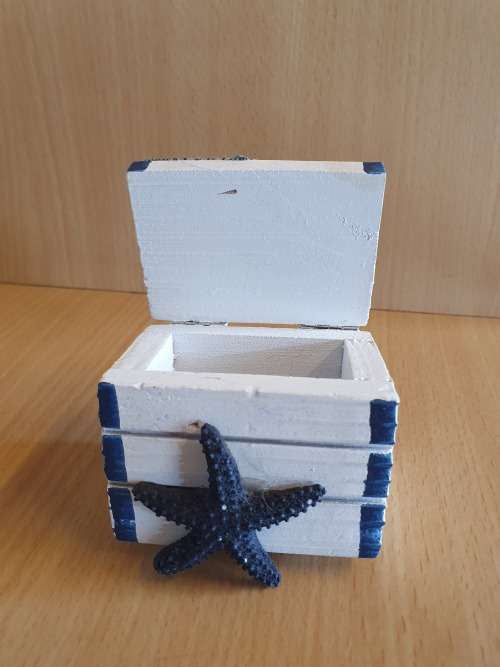 Small Wooden Box with Seashell Detail