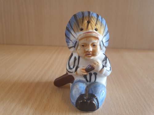 Set Vintage Native American Indian Salt & Pepper Shakers