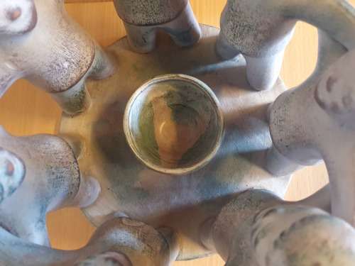 Stoneware Figurines Circle with Bowl