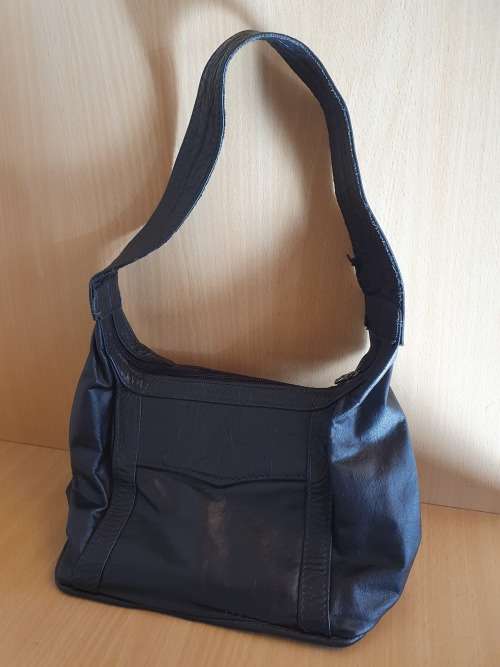 Lot of 7 Handbags