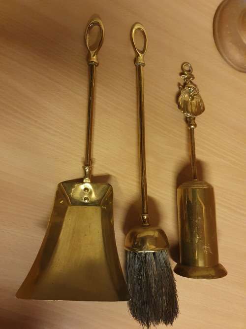 4 Piece Brass Fire Place Cleaning Set