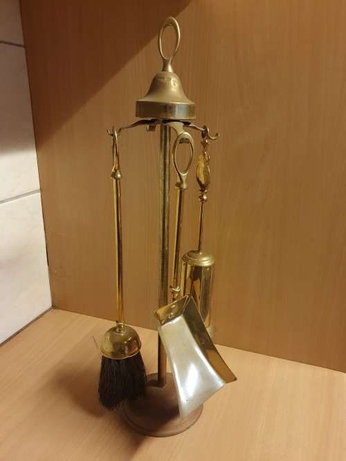 4 Piece Brass Fire Place Cleaning Set