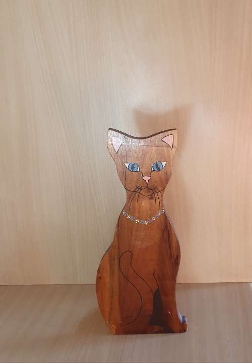 Wooden Cat Doorstopper