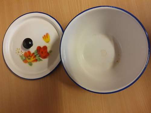Round Floral Lidded Enamel Bowl