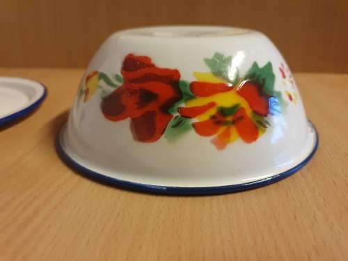Round Floral Lidded Enamel Bowl