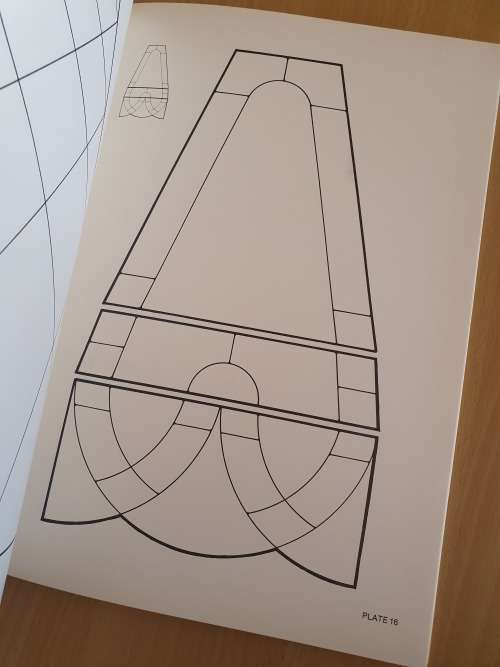 Easy to Make Stained Glass Lampshades : Ed Sibbett, JR (will full size templates)