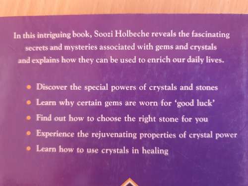 The Power of Gems and Crystals - How they can transform your life: Soozi Holbeche (Paperback)
