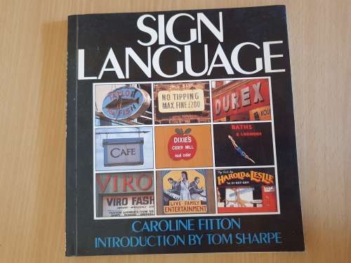 Sign Language : Caroline Fitton (Paperback)