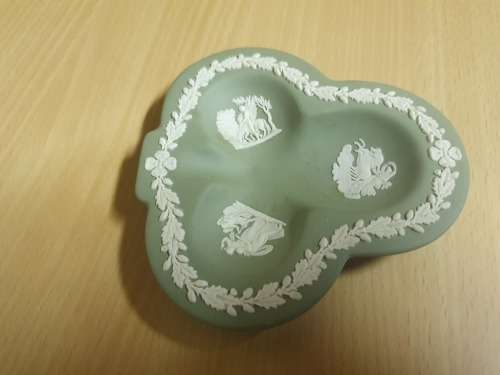 Wedgwood Jasper Blue Clover Dish - Made in England - width 11cm