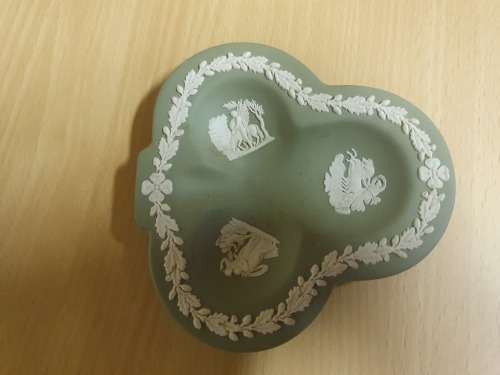 Wedgwood Jasper Blue Clover Dish - Made in England - width 11cm