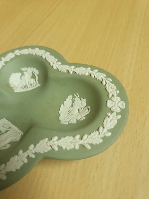 Wedgwood Jasper Blue Clover Dish - Made in England - width 11cm