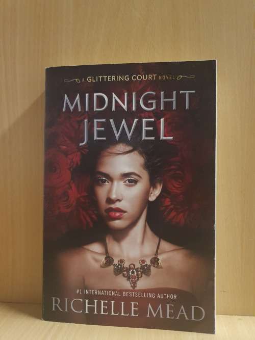 Midnight Jewel: Richelle Mead (Paperback)