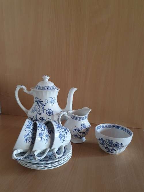 Blue & White J & G Meakin England Classic White Blue Nordic Teapot, Sugar Bowl, Milk Jug, 4 teacups