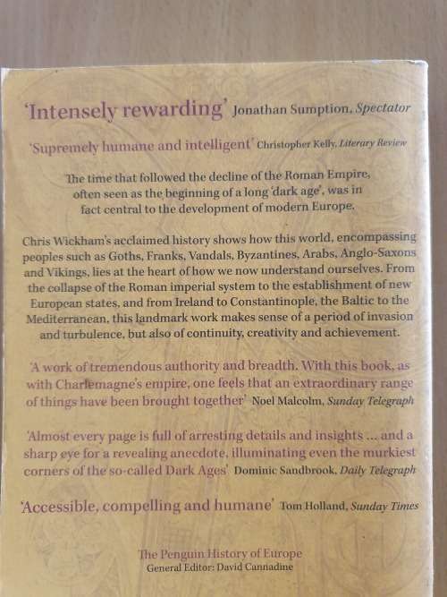 The Inheritance of Rome - A History of Europe from 400-1000: Chris Wickham (Paperback)