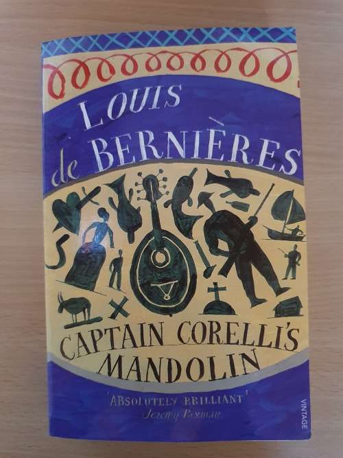 Captain Corelli`s Mandolin : Louis de Bernieres (Paperback)