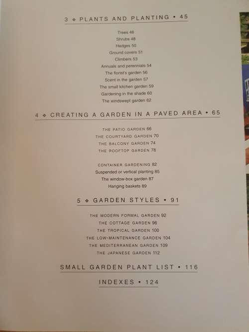 Creative Ideas for Small Gardens  in South Africa: Jennifer Godbold-Simpson, Rod MacKenzie