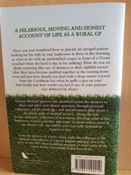 Country Doctor Tales of a rural GP : Dr Michael Sparrow (Paperback)