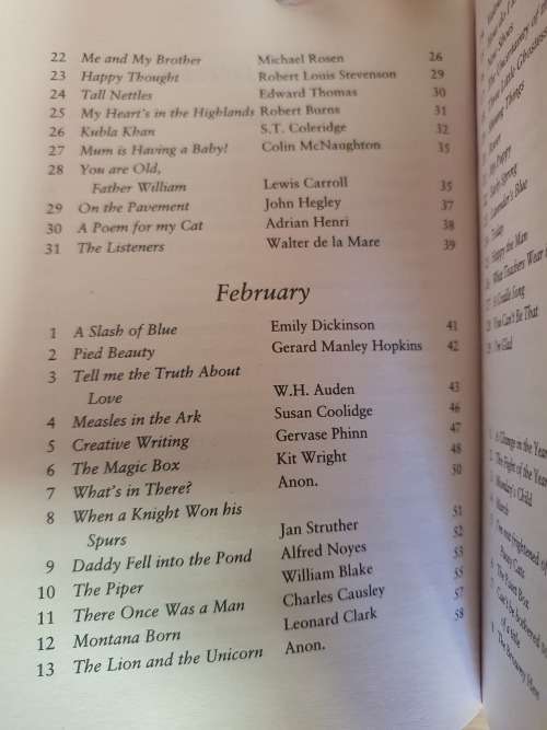 Read Me (10th Anniversary Edition) A Poem for Every Day of The Year (Paperback)