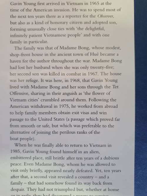 A Wavering Grace - A Vietnamese Family in War and Peace: Gavin Young (Hardcover)