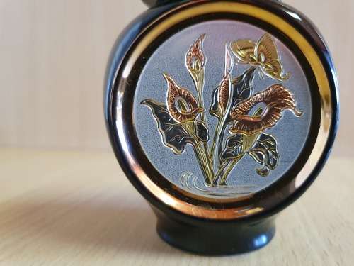 Small Black Lidded Porcelain Jar - Made in Japan (height 8cm. width 7cm)