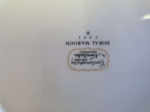 Noritake Doral Maroon 2992 Plate - width 21cm