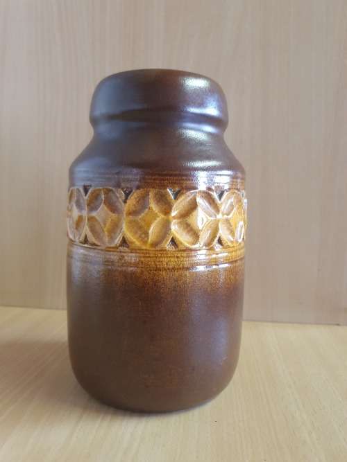 Vintage Brown Pottery Vase - height 21cm. width 11cm