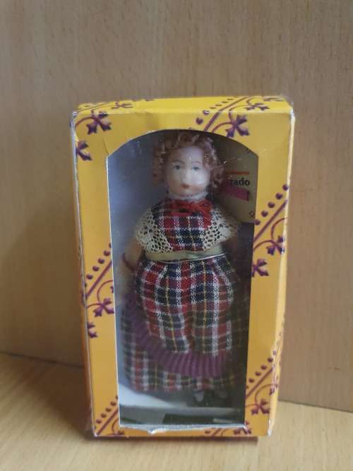 Del Prado Miniature Girl Doll Figurine