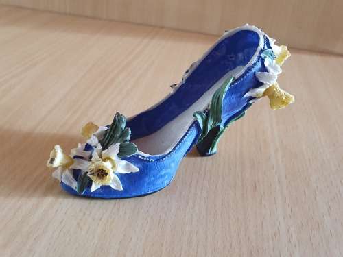 Small High Heel Shoe Ornament