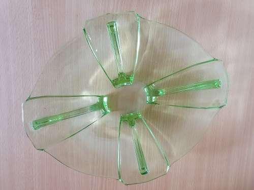 Vintage Green Glass Plate (30cm x 25cm)