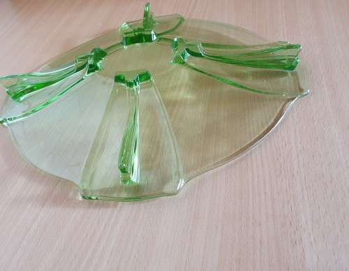 Vintage Green Glass Plate (30cm x 25cm)