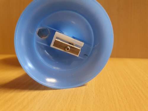 World Globe/Pencil Sharpener (17cm x 12cm)