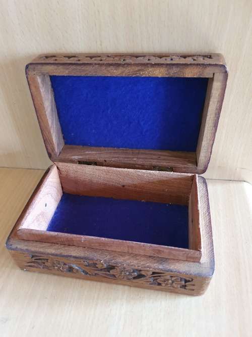 Wooden Jewellery Box (15cm x 10cm height 6cm)