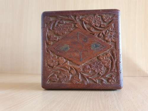 Square Shape Wooden Jewellery Box (13cm x 13cm height 7cm)