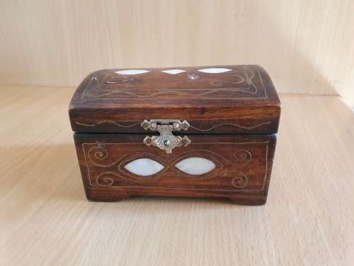 Wooden Jewellery Box (11cm x 8cm height 7cm