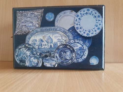 Wooden Box (15cm x 10cm height 7cm)
