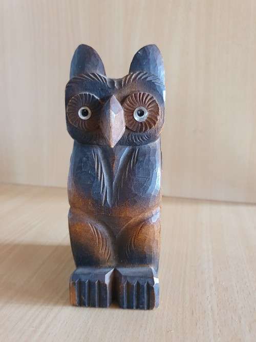 Wooden Owl Figurine Pen Holder (8cm x 7cm. height 16cm)