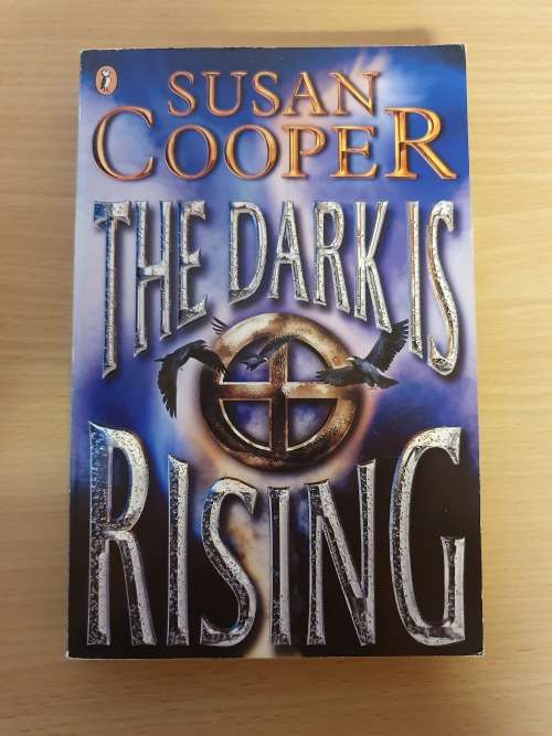 The Dark is Rising: Susan Cooper (Paperback)