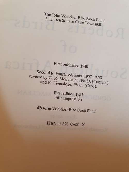 Roberts` Birds of Southern Africa: Gordon Lindsay Maclean (Book covered in leather)
